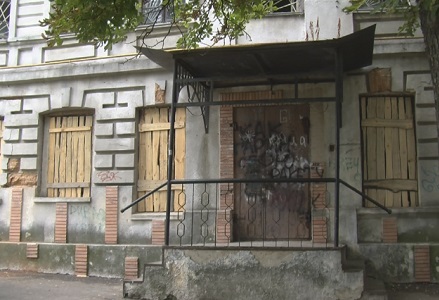 Олександрійська галерея змушена переїхати (рос.)