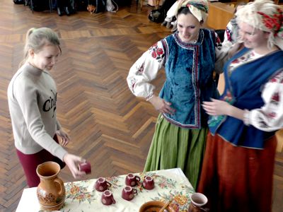 Андріївські вечорниці: як олександрійська молодь святкувала день Андрія (фото)