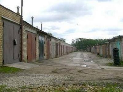 Гаражні кооперативи Олександрії перевірили щодо ведення в них бізнесу
