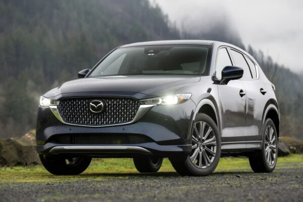 Топ-5 моделей Mazda, которые выгодно покупать из США в 2025 году